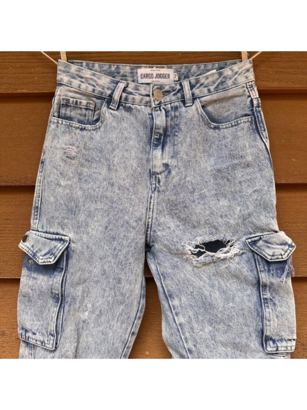Distressed Acid Wash Denim Cargo Jogger Pants With Elastic Hem And Multiple Pock - Picture 4 of 13